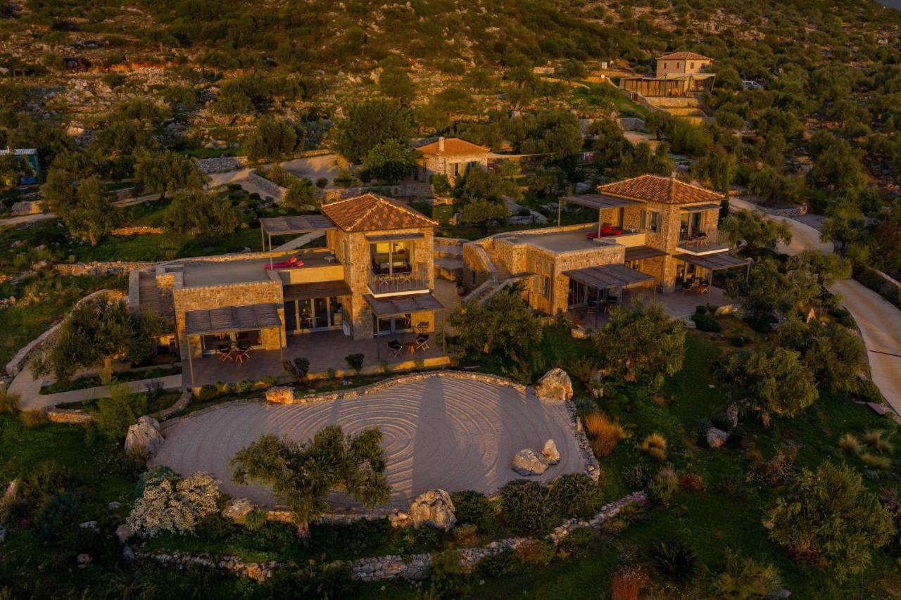 Zen Rocks Resort Kalianeika Buitenkant foto
